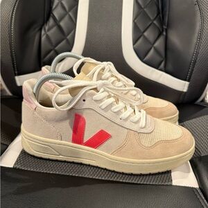 Size 7 - Veja Sneakers with Vibrant Red Accent, Women’s shoes